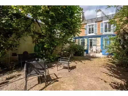 aston – maison des années 30 avec véranda et jardin