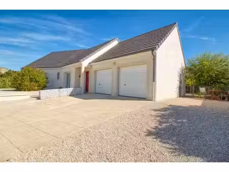 maison de plain-pied  double garage