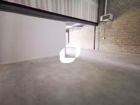 location local d’activités bussy saint martin 77600 199m² à 409m²