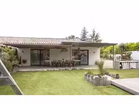 vente maison neuve 4 pièces 94 m² à apt (84400)  333 900 €