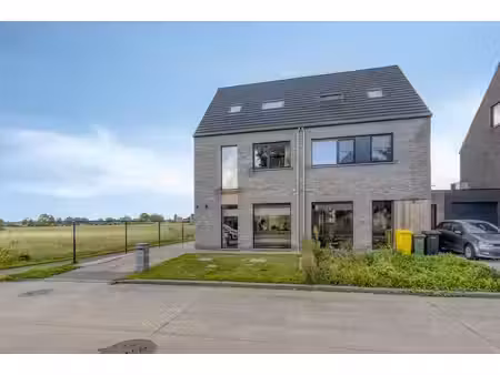 huis te koop in kalmthout met 4 slaapkamers