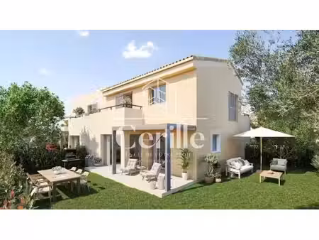 maison de prestige de 89 m2 en vente bormes-les-mimosas  provence-alpes-côte d'azur