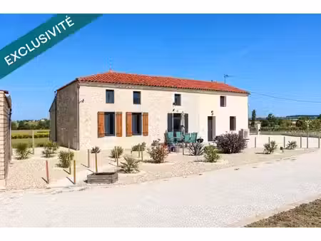 vente maison 5 pièces 138 m² à biron (17800)  272 000 €