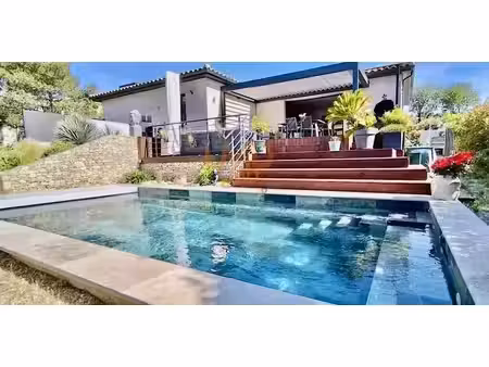 vente maison 4 pièces 115 m² à nimes (30000)  520 000 €