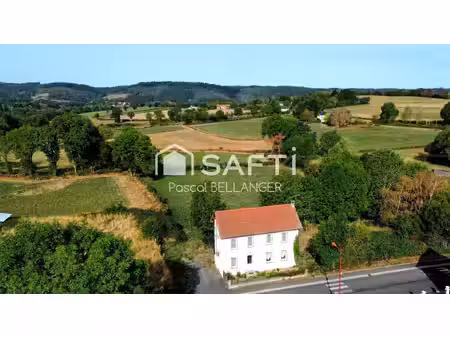 authenticité  volumes et beau terrain : votre maison familiale à teilhet ! ( axe st eloy l