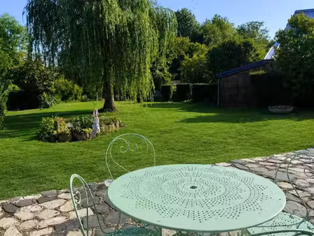 maison de charme avec jardin et dépendances