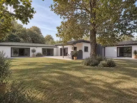 vente maison 6 pièces 244 m² pujols-sur-ciron (33210)