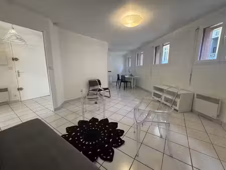 charmant t2 meublé hypercentre au calme