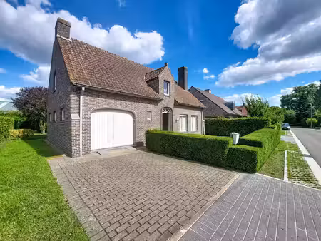 huis te huur in oostkamp met 4 slaapkamers