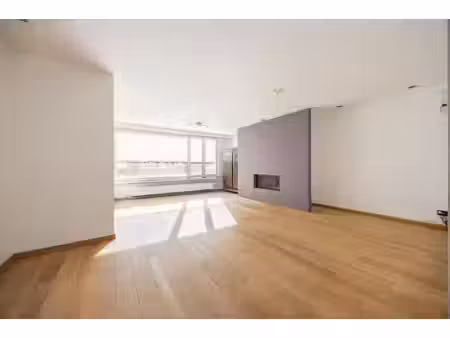 appartement te huur in wilrijk met 2 slaapkamers
