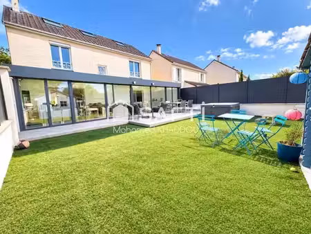 vente maison 7 pièces 144 m² à acheres (78260)  550 000 €