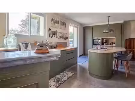 vente maison 8 pièces 230 m² à loire-authion (49250)  364 000 €