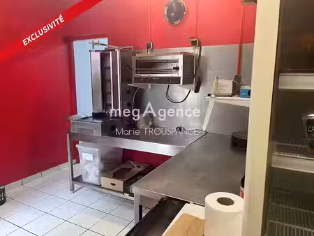 vente locaux professionnels 3 pièces 55 m² à l'etang sale (97427)  29 000 €