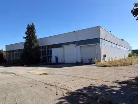 location local d’activités 4404m²