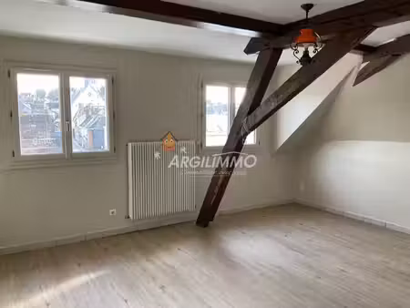centre saint calais appart f2 - rénové