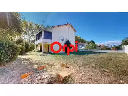 vente propriété 4 pièces 191 m² à vaulx-en-velin (69120)  370 000 €