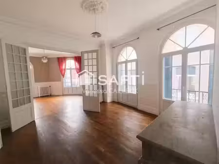 vente maison 6 pièces 189 m² à la fère (02800)  113 800 €