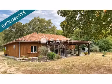 maison de 136m² 3 chambres avec 4 hectares et atelier.