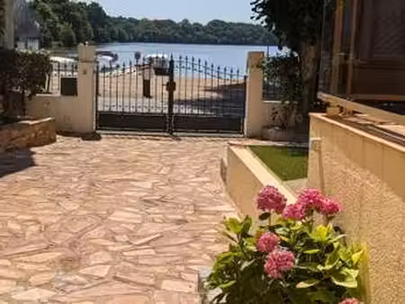 vente maison à sucé-sur-erdre (44240) : à vendre / 191m² sucé-sur-erdre