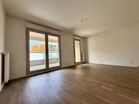 location d'un appartement t2 (43 m²) à lieusaint