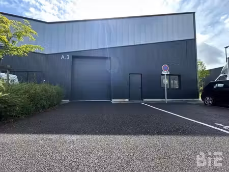 vente local d’activités 370m²