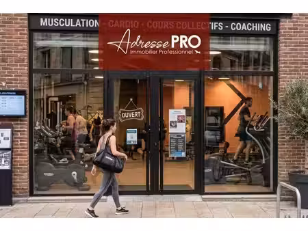location commerce le barp 33114 360m²