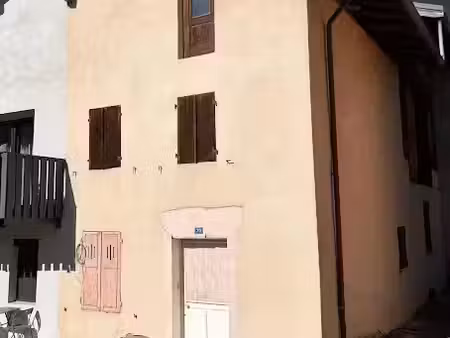 vente maison 3 pièces 63 m² à aigueblanche (73260)  129 000 €