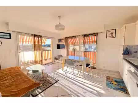 location appartement 3 pièces 45m² cagnes sur mer 06800