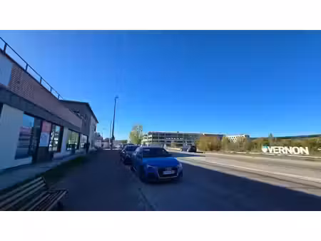 vente locaux professionnels 105 m² à vernon (27200)  387 500 €