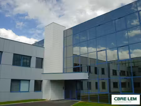 location bureaux hérouville-saint-clair 14200 153m²