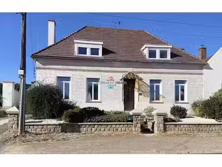 vente maison 5 pièces 131 m² à arras (62000)  220 000 €