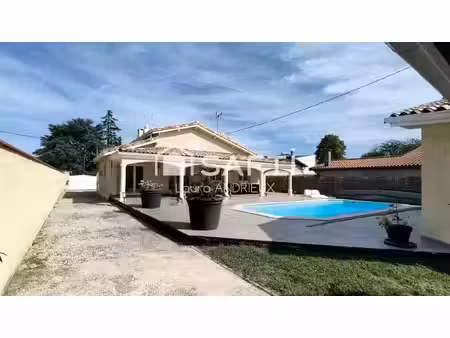 maison t5 de 115m² avec piscine sur le vernet