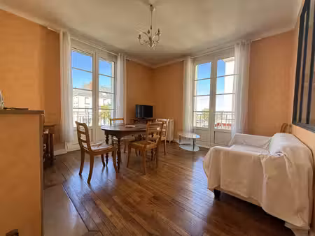 île d'offard appartement avec balcon et vue dégagée