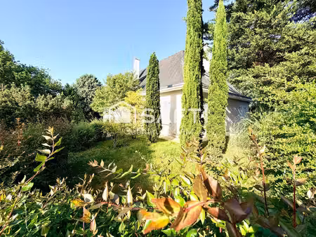 maison bouchemaine