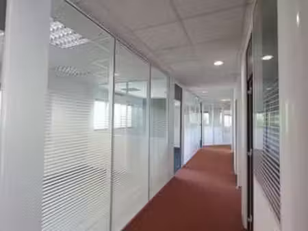 vente bureaux et commerces à rennes longs champs (35000) : à vendre / 326m² rennes longs c