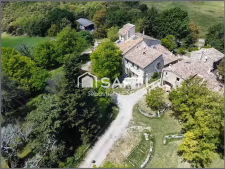 propriété de 800m² habitable