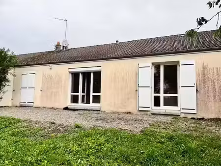 location maison 4 pièces 86 m² à thevet-saint-julien (36400)