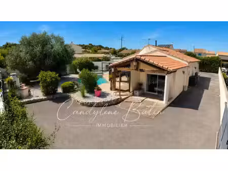 villa de plain-pied   164.7 m²  4 chambres   3 suites ? piscine   terrain 1 025 m²