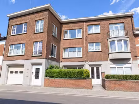 appartement 1 chambre avec garage à marcinelle