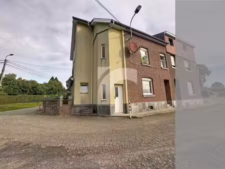 maison 3 façades avec potentiel de rénovation