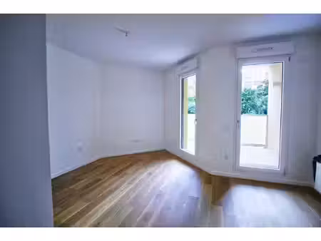 appartement suresnes 3 pièce(s) 60.94 m2