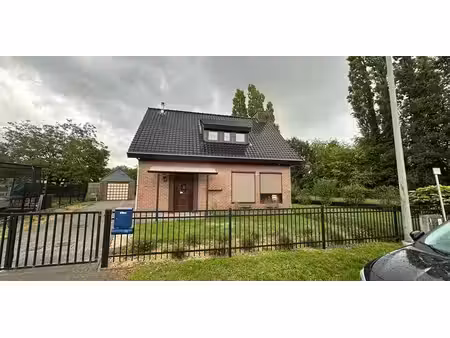 maison à vendre à genk pour € 375.000 avec 4 chambres à coucher