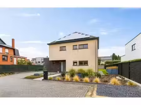 maison à vendre à venberg 13 heppen (rbw97076)