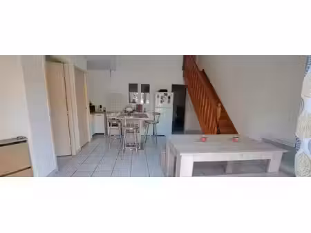location maison 2 pièces 45 m² à saint-seurin-sur-l’isle (33660)
