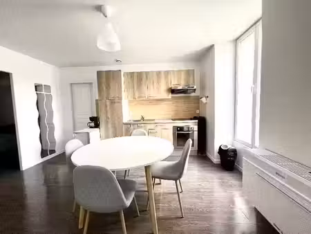 location appartement 3 pièces 52 m² à soussans (33460)