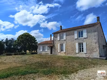 ancienne ferme  maison et grandes dépendances