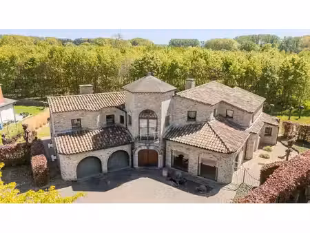 spacieuse villa ouverte dans quartier vert à berlare