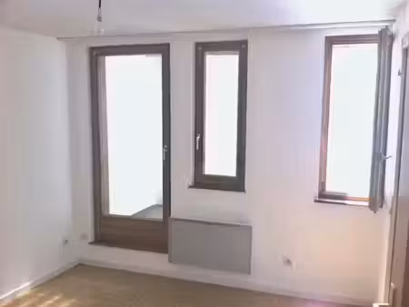 location appartement 2 pièces 27 m² à strasbourg (67000)