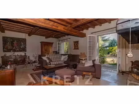 villa avec piscine et terrasse villeneuve-les-avignon (30)