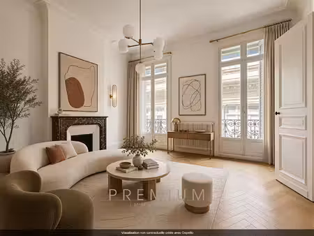 appartement de luxe à vendre dans le quartier comédie